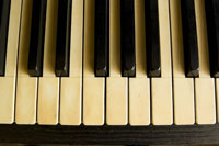 Piano keyboard image