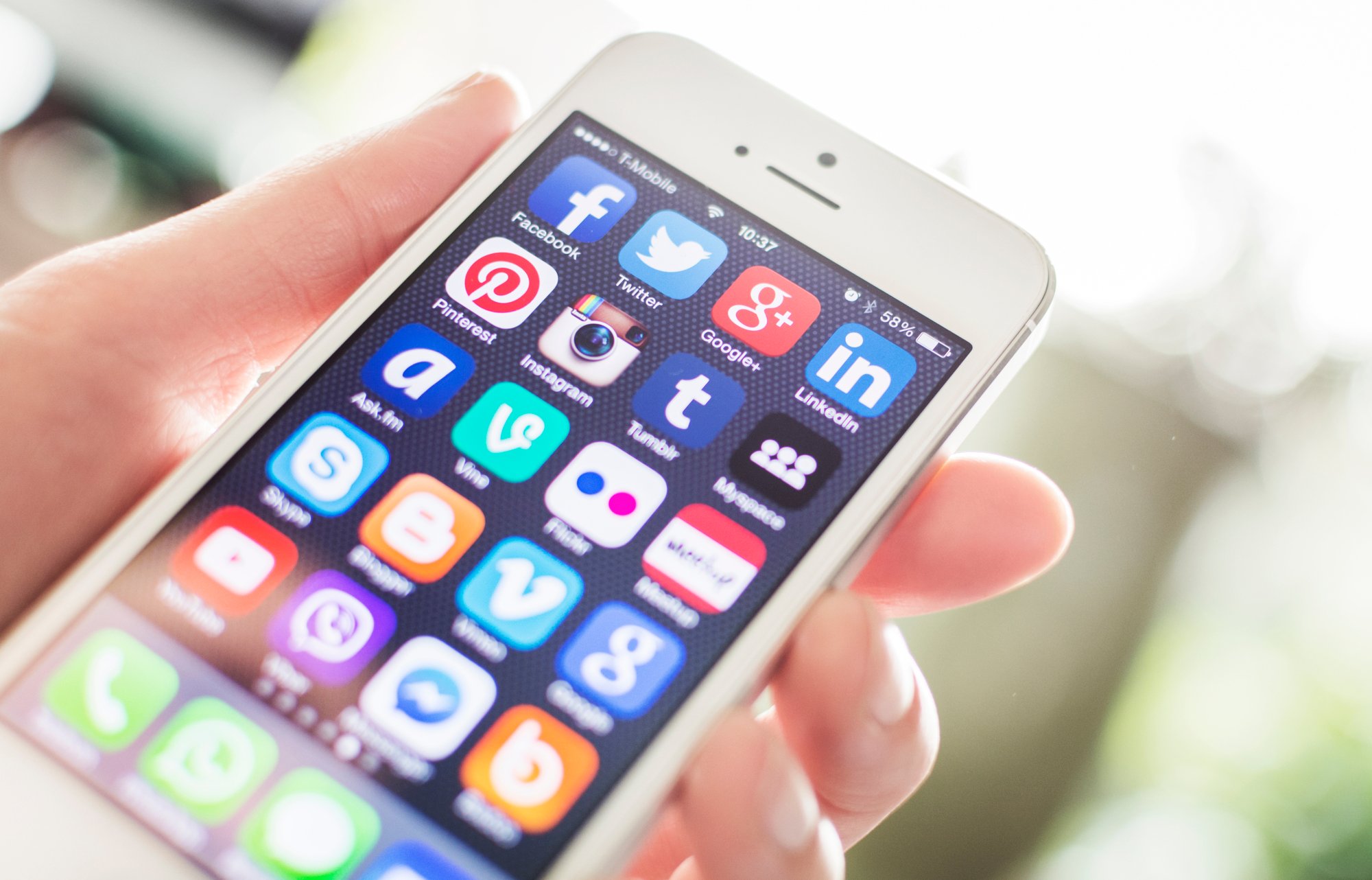 social media apps on iphone